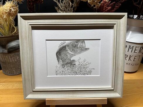 Bass Fish Jumping Nature Wildlife Graphite Art Art Sketch رسم طباعة صورة محدودة بعنوان "اختبار الماء" بقلم ديفيد ألين (8x10 إطار وطباعة) in Saudi Arabia