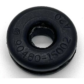 Hood Rod Rubber Grommet متوافق مع Toyota Land Cruiser ، Celica ، Tercel ، Corolla ، Corona ، Camry ، Pickup Part# 90480-15002 in Kuwait