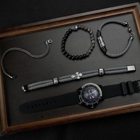 ساعة جمجمة للرجال مع طقم سوار قابل للتكديس، وسوار من السيليكون in Kuwait