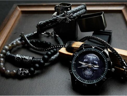 ساعة جمجمة للرجال مع طقم سوار قابل للتكديس، وسوار من السيليكون in Kuwait