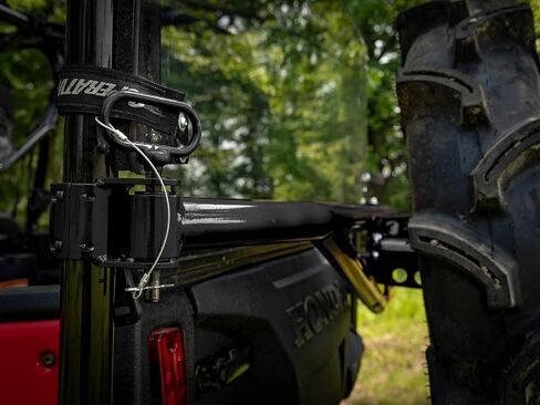 SuperAtv UTV Park Tyre Carrier متوافق مع 2016+ Honda Pioneer 1000-5/1000-5 Deluxe ، 2017+ 1000-5 Limited Edition ، بدون حفر أو لحام ، إطارات (ما يصل إلى 70 رطلاً) ، انظر Fitment ، USA Made in Kuwait