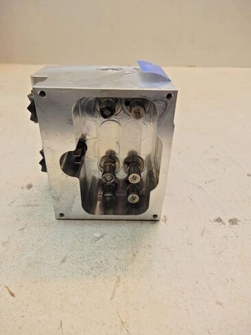 Ford ABS Modulator - 7C3Z2C286A in Saudi Arabia