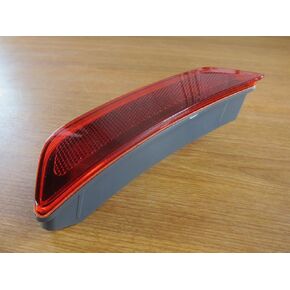 2019-2020 Jeep Cherokee Left Rear Fascia Reflector Bezel New Mopar OEM in Saudi Arabia