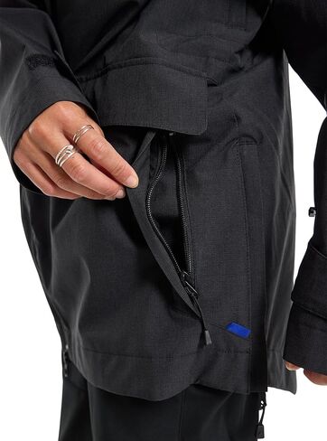 Burton Women's Lalik 2L Jacket in Saudi Arabia