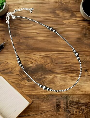 Minimalist Navajo Navajo Beaded Necklace – Graduated Navajo beads in Saudi Arabia
