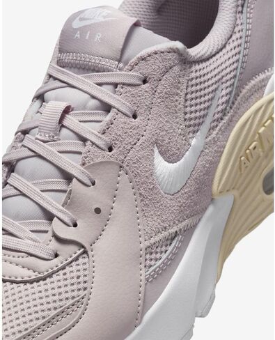 Nike Women Air Max Excee (فانتوم/أسود-ذهبي معدني، نظام مقاسات الأحذية الأمريكية، للبالغين، للنساء، رقمي، متوسط، 6.5) in Saudi Arabia