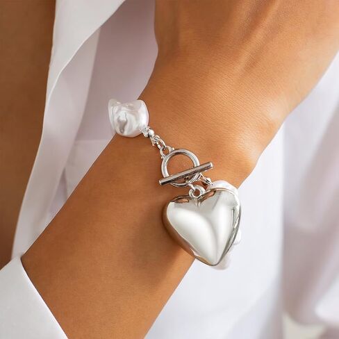Chunky Gold Heart Bracelets for Women Large Pearl Heart Chain Bracelet Geometric Baroque Pearl Love Toggle Clasp Bracelet Trendy Birthday Jewelry Gift in Kuwait