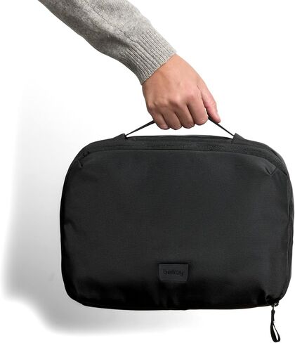 مجموعة أدوات الزينة المعلقة Bellroy Plus (حقيبة أدوات زينة معلقة سعة 8 لتر) - أسود in Kuwait