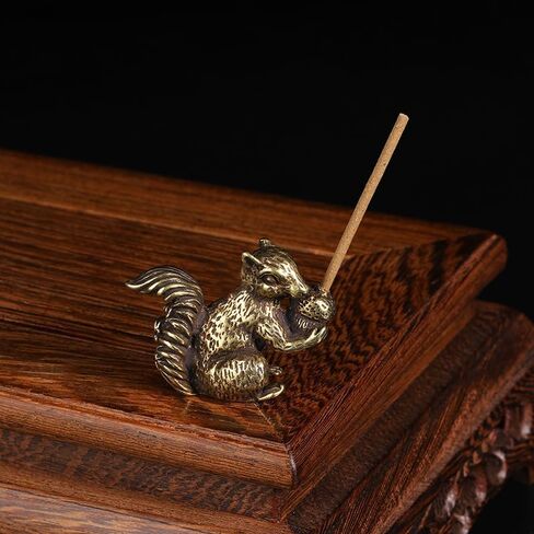 2PCS Antique Bronze Small Squirrel Rabbit Ornament Solid Copper Statue Figurines Brass Squirrels Nuts Tea Pet Incense Holder Desk Decoration in Saudi Arabia