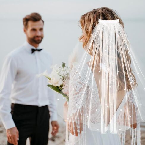 1 Tier Bridal Short Wedding Veil, Bachelorette Party Bridal Veil with Rhinestones Women's Short Wedding Veils with Comb for Wedding Bachelorette Party 15.7" 40cm in Saudi Arabia