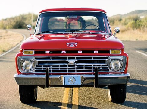 Native American Cherokee Tribal Flag License Plate, Automobile 6X12, Vanity Plate for Cars Front Bumper, Wagon, Mailbox, Toys, Made in The USA, .032 Thick Aluminum in Kuwait