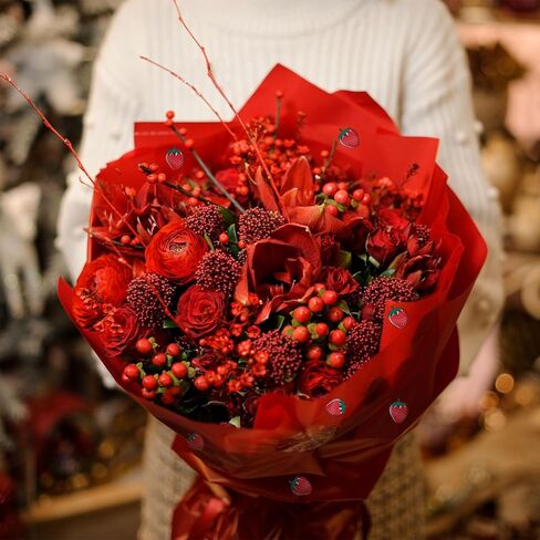 20 ورقة ورق تغليف الزهور، ورق تغليف باقة زهور الفراولة غير اللامعة مع شريط، ورق تغليف الزهور الوردي للباقات، ورق تغليف الهدايا لعيد ميلاد فتاة الزفاف والتخرج in Kuwait