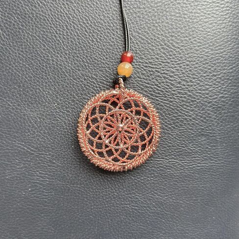 قلادة خاتم Lotus of Life - الترددات المقدسة والمفقودة ، قلادة مطلية بالنحاس والذهب مع حبات Red Led in Kuwait