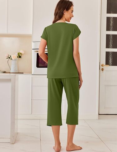 Ekouaer Capri Cotton Pajama يضع قمة قصيرة من الأكمام والسروال 2 قطعة نوم مع جيوب للنساء in Saudi Arabia