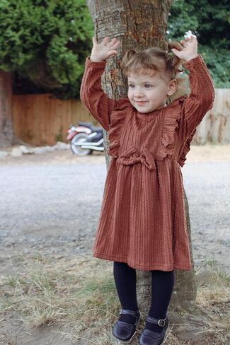 فساتين مكشكشة بأكمام طويلة للفتيات فساتين الخريف والشتاء المحبوكة المضلعة الصلبة للأطفال الصغار فساتين غير رسمية بعقدة على شكل فيونكة من سن 2 إلى 6 سنوات in Kuwait