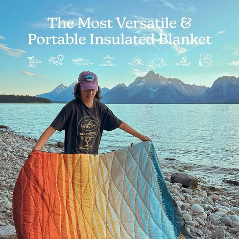 Nomadix Puffer Blanket - Perfect Camping Blanket That Transforms to Cowl Or Minimalist Sleeping Bag - Made with Recycled Materials - Super Lightweight - Forest - 74x55 in in Kuwait