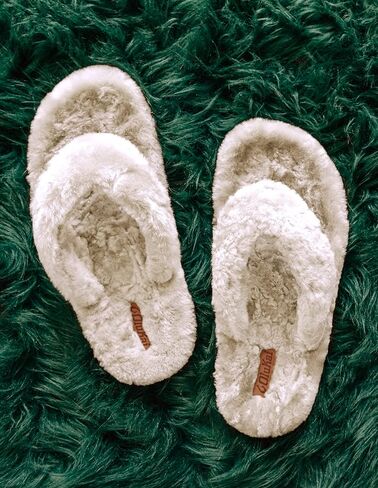 Olukai Kipe'a Heu Women's Sandal Slippers ، وأشرطة مغلفة بالرياضة والراحة ، ونصوص مطاطية متينة للارتداء طوال اليوم ، والأسلوب اليومي السببي واللطيف ، و Tapa/Tapa ، 5 in Kuwait