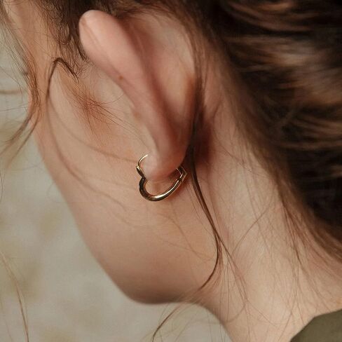 925 Sterling Silver Heart Hoop Earrings for Women Girls Small Heart Shaped Huggie Hoop Earrings Hypoallergenic Cartilage Huggies Earings for Jewelry Gifts in Kuwait