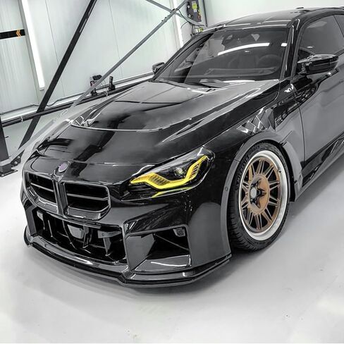 طقم الشفاه الأمامي للسيارة الموفقات لـ BMW 2 Series M2 G87 2023-2025 Gloss Black Carbon Carbon Look in Kuwait