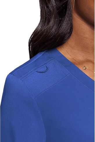 طقم تنظيف نسائي من Med Couture مع توب مقشر برقبة على شكل حرف V MC7448 وبنطلون قابل للتمدد في اتجاهين 7710، Royal - M Top/M Pant in Saudi Arabia