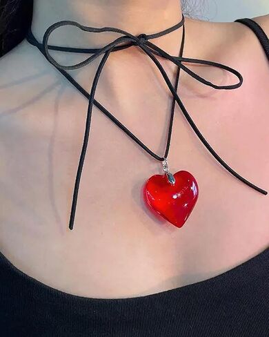 Chunky Puffy Heart Necklace for Women Queen of Hearts Accessories Big Glass Heart Pendant Necklace Queen of Hearts Necklace Adjustable Red Heart Choker Queen of Hearts Costume Women in Kuwait