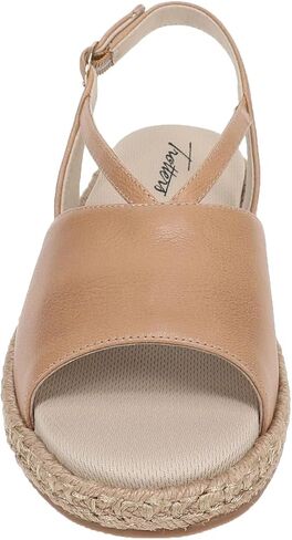 Trotters Women's Pepper Flat Sandal in Saudi Arabia