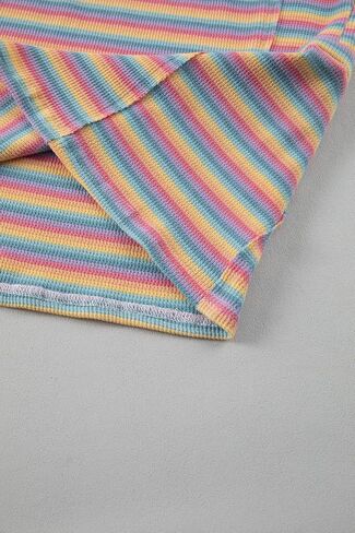 Summer Style: Pink Stripe Tee and Drawstring Shorts for Easy Movement in Saudi Arabia
