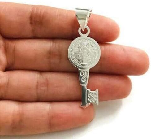 LUXURYGOLD888 925 STERLING SILVER SAINT BENEDICT KEY / 925 PLATA MEDALLA DE SAN BENITO LLAVE - P63 in Saudi Arabia