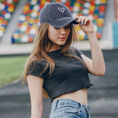 2 Pack Heart Baseball Caps for Women Men, Cute Adjustable Washed Sun Hats for Outdoor Running Golf in Kuwait
