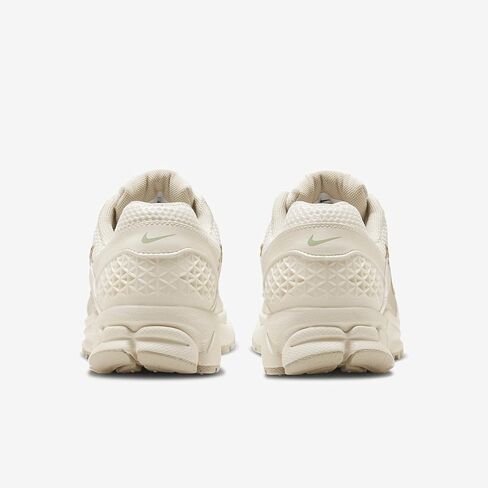 Nike Zoom Vomero 5 Women’s Shoes (FQ6868-111 ، Pale Ivory/Pale IV) ، حجم 11 in Saudi Arabia