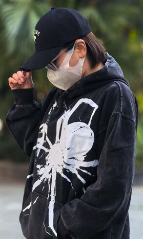 Y2K Goth Hoodie Skull/Spider Print Streetwear Usisex Eversive Sweatshirt for Men Women Vintage Harajuku Fashion in Kuwait