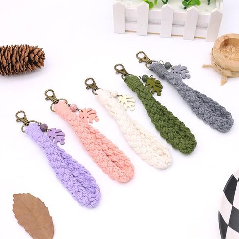 سوار Macrame Boho Keychain مع شرابات نخيل أوراق السحر المصنوع يدويًا حامل المفاتيح المفتاح للنساء in Kuwait