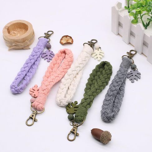 سوار Macrame Boho Keychain مع شرابات نخيل أوراق السحر المصنوع يدويًا حامل المفاتيح المفتاح للنساء in Kuwait