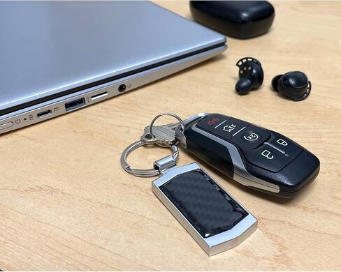 for Cadillac V Logo Real 3K Carbon Fiber Metal Case Key Chain in Kuwait