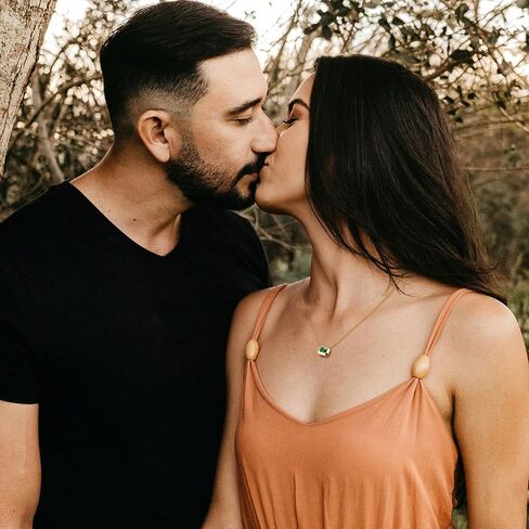 2 Carat Emerald Cut Moissanite Necklace for Women | D Color VVS1 Clarit 925 Sterling Silver 14K Gold Pendant Necklace | Birthday Jewelry Gifts for Her Mom Wife in Kuwait