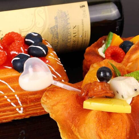 150 عبوة من الماصات للكب كيك، ماصات بلاستيكية 4 مل، ماصات للفراولة، ماصات الحلوى، ماصات نقل الضغط، مصفاة المشروبات الكحولية لآيس كريم الشوكولاتة بالفراولة (قلب) in Kuwait