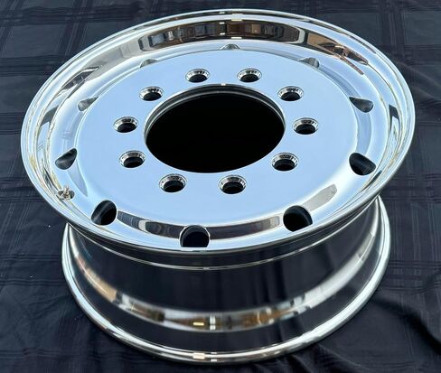 عجلات الألومنيوم 22.5 × 9 Flat Face & Stud (Budd ، مقعد الكرة للمدرسة القديمة ، يرجى استخدام Ballseat Lug Nut) ، مصقول مرتفعًا لتوجيه الشاحنة ، الإطار: 315/65R22.5 in Kuwait