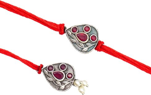 Rakhi Giftbox | Premium Bhaiya Bhabhi Rakhi Giftbox مع مجموعة Rakhi Red Silver ، Choco ، Pooja Thali ، Roli Chawal وبطاقة تحية مسبقة | مجموعة الهدايا راخي in Kuwait