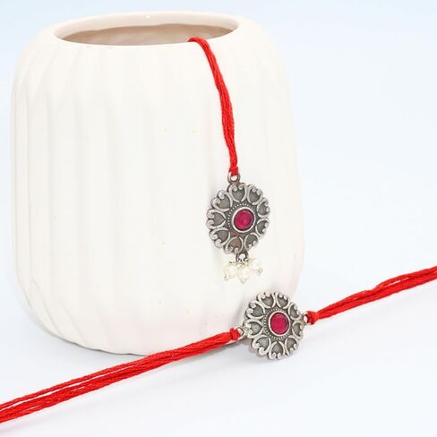Rakhi Giftbox | Premium Bhaiya Bhabhi Rakhi Giftbox مع مجموعة Rakhi Red Silver ، Choco ، Pooja Thali ، Roli Chawal وبطاقة تحية مسبقة | مجموعة الهدايا راخي in Kuwait