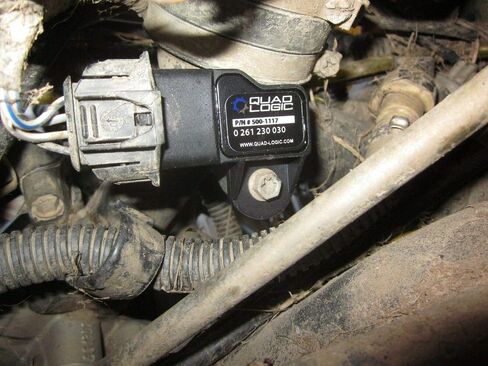 Can-Am Outlander Renegade Maverick Commander Pressure and Temp Sensor 707000995 in Saudi Arabia
