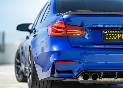 ijdmtoy oe-spec Black-Out Dark Smoked Lens Beacper Replacements متوافقة مع BMW F80 M3 ، F82/F83 M4 in Saudi Arabia