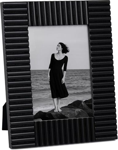 SUMGAR 5x7 White Picture Frame Wood Photo Frame Modern Classic Living Room Office Decor Tabletop Wall Hanging Display Artwork Painting Gift for Family Friends Birhthday Graduation Wedding in Saudi Arabia