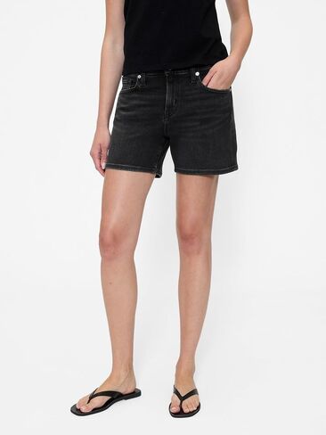 GAP Women's 5 "Ultrasoft Denim Short in Saudi Arabia