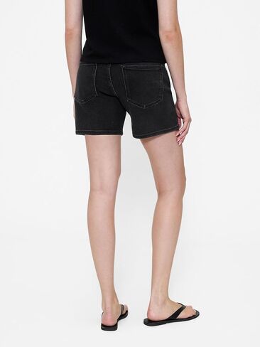 GAP Women's 5 "Ultrasoft Denim Short in Saudi Arabia