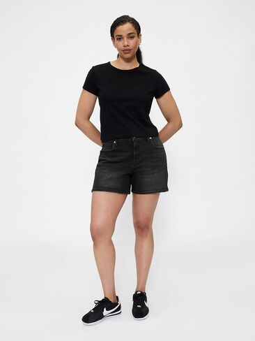 GAP Women's 5 "Ultrasoft Denim Short in Saudi Arabia