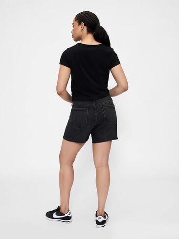GAP Women's 5 "Ultrasoft Denim Short in Saudi Arabia