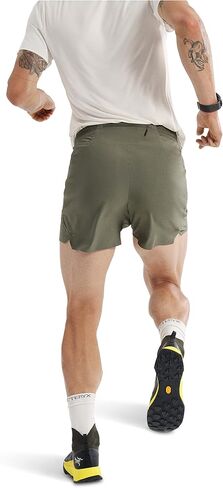 arc'teryx نورفان قصيرة 5 رجال | قمة لدينا 5 "درب يعمل قصيرة in Kuwait