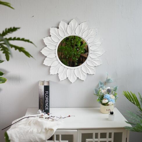 مرآة جدار Sunburst Sunburst ، 22 "إطار خشبي أبيض متوحش ، تصميم زهري بتلة يدويًا ، ديكور مزرعة عتيقة لغرفة المعيشة ، غرفة نوم ، حمام ، الغرور in Saudi Arabia