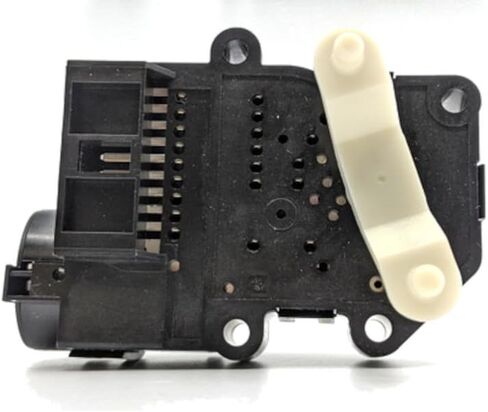 OEM Genuine Nissan Mode Door Blend Door Actuator 27731-70F00 2773170F00 in Saudi Arabia