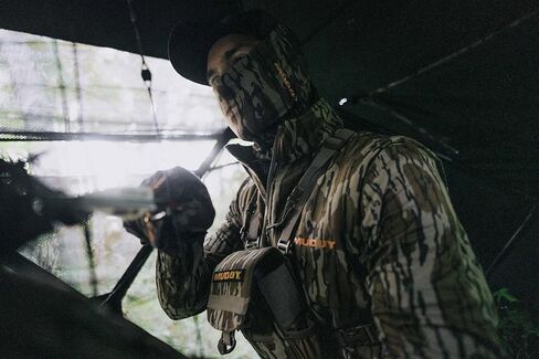 Muddy Outdoors Men's Standard TRX Lightweight Quarter Zip/Mossy Oak Bottomland/Medium in Kuwait